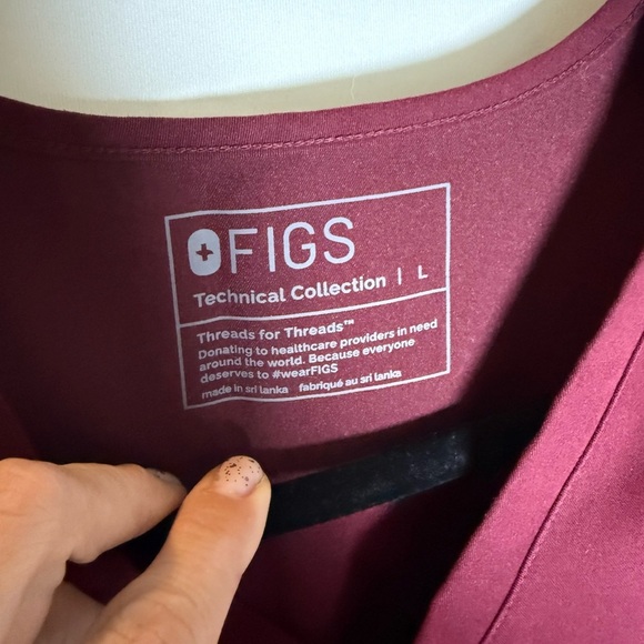 Figs Catrina scrub top • Women’s large - Picture 2 of 4